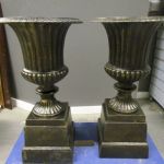 685 6338 GARDEN URNS